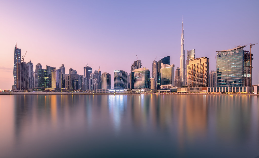 Dubai Skyline - Business Bay - Downtown Cosmos Living Holiday Homes