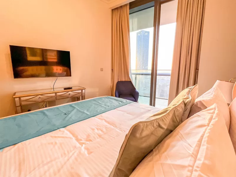 1BR Luxury Suite in Downtown Dubai Next to Burj Khalifa
