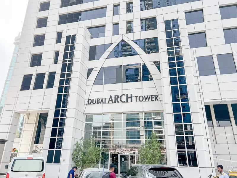 Spacious Chic Studio with Balcony near Dubai Marina